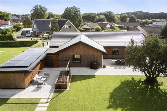 Søndervænget 70 og 2 andre boliger er kommet til salg denne uge i Ølgod - se boligerne her.