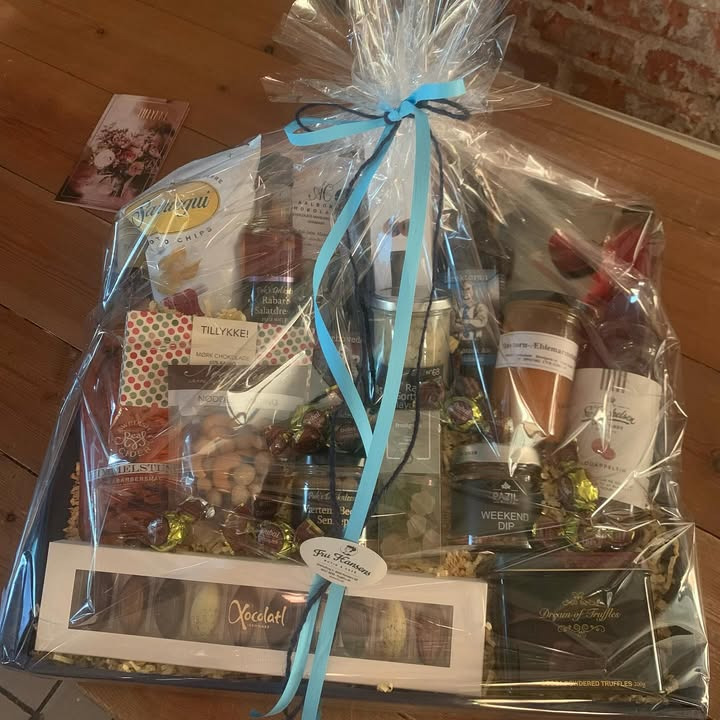 Fru Hansens Butik & Café tilbyder skræddersyede gavekurve til enhver anledning