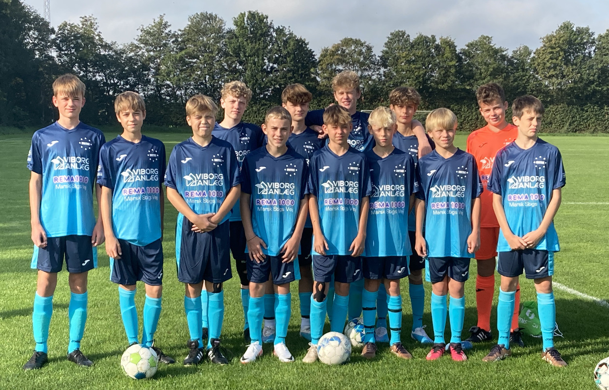 Flyvende Fritzbøger bombede løs og Unitas-drengene er nu tæt på oprykningen