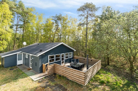 Pris sat ned med 100.000 kr. på Pilegårdsvejen 17B