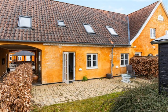 Pilevangen 11 er til salg for kun 2.795.000 kr.: Se de billigste boliger til salg i Lynge her