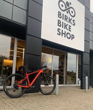 Birks Bike Shop ApS præsenterer prisvenlig mountainbike til skovkørsel