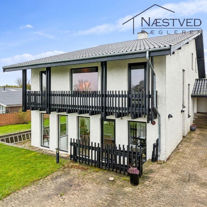 Charmerende villa med naturudsigt i Næstved fra Næstved Mægleren ApS til 1.795.000 kr.