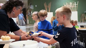 Borbjerg Skole styrker fællesskabet med populær madordning to gange om ugen
