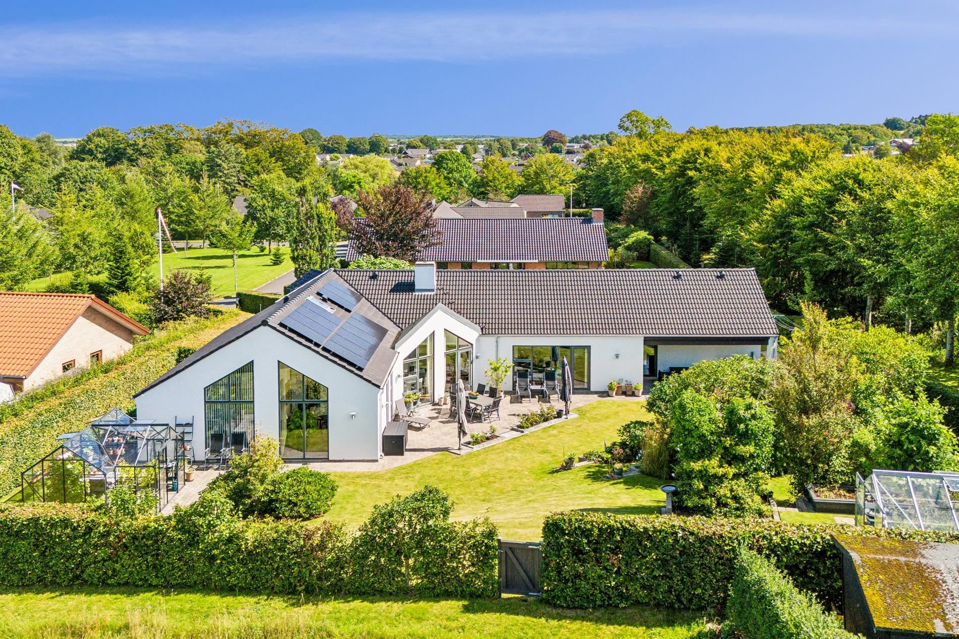 Luksusbolig netop kommet til salg i Svenstrup J: Se hvad du skal smide for Svenstrup Js dyreste adresser her