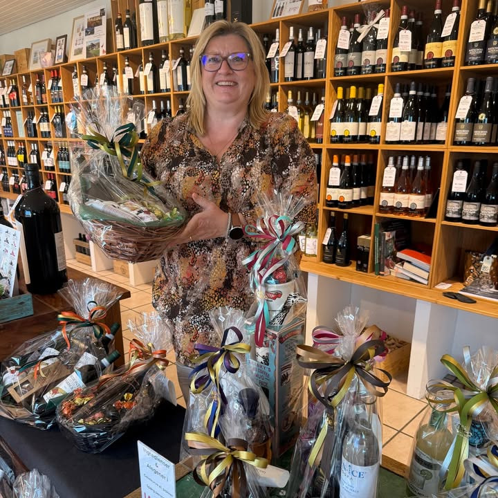 Lahvino Wine & Spirits klar med færdigpakkede gaver til weekendens bytur