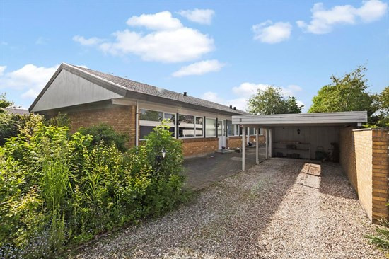 Pris sat ned med 100.000 kr. på Vibevej 8