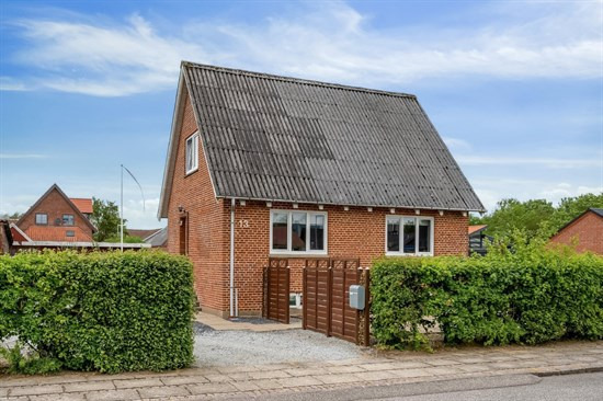 Smallegade 1 er til salg for kun 295.000 kr.: Se de billigste boliger til salg i Videbæk her