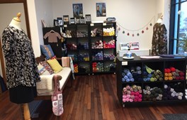 Stof & Garn er din lokale butik for alle dine kreative projekter