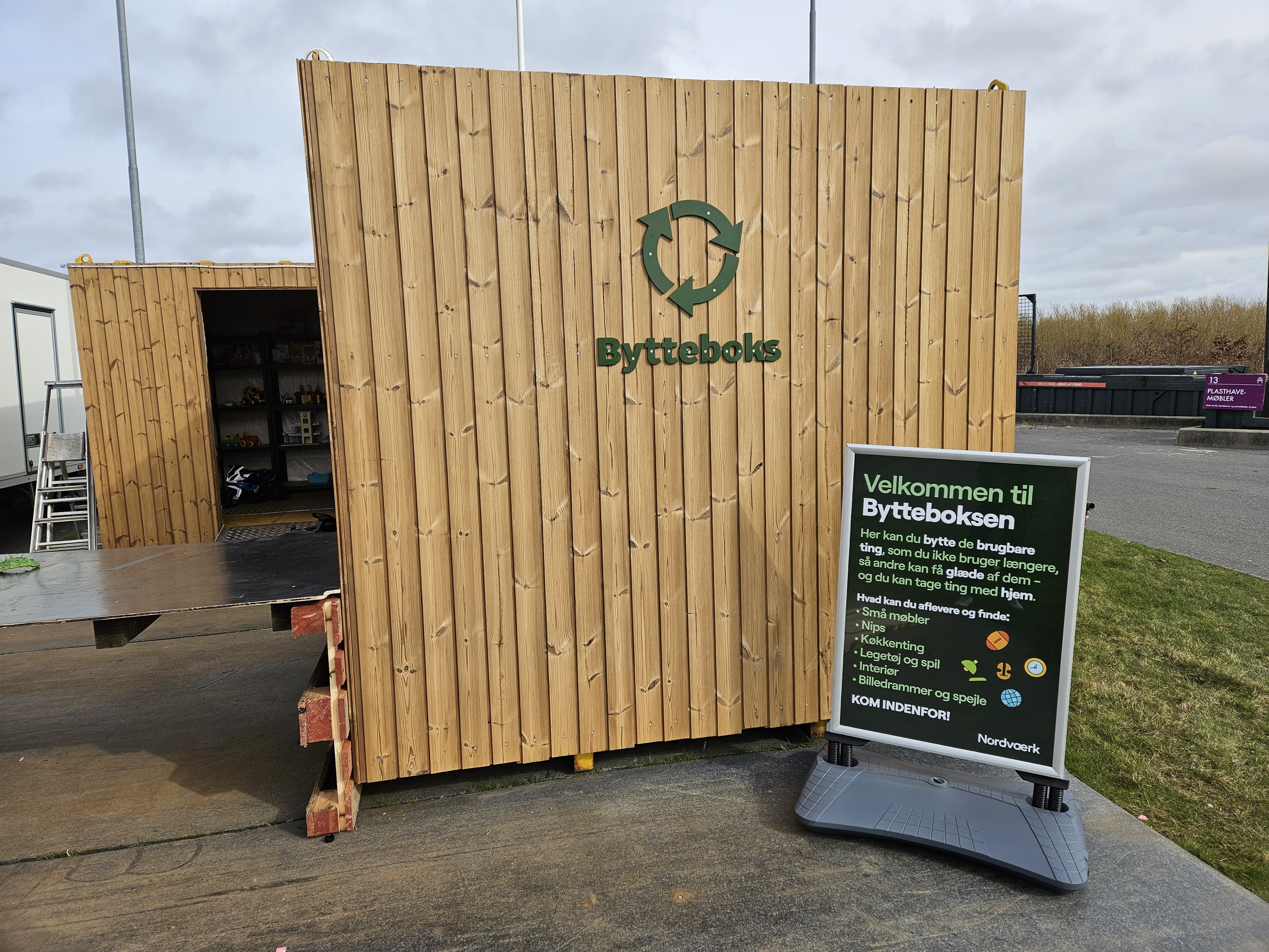 Efter stor succes: Byttebokse forlænges i Nibe og Hou