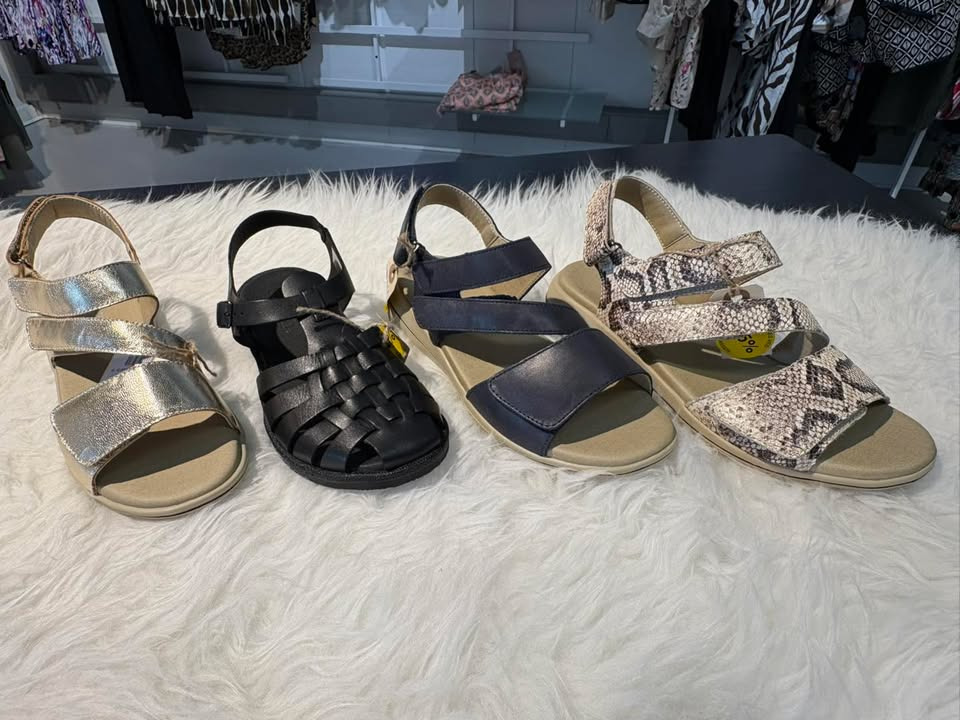 GARDEROBEN tilbyder 25% rabat på sommersandaler fra Green Comfort i Brovst