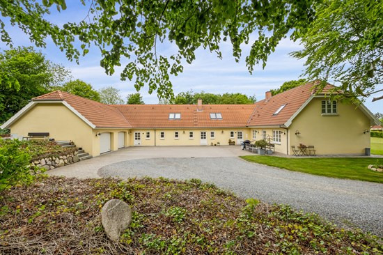 Top 6 over dyreste boliger til salg i Højslev. Priser op til 4.995.000 kr