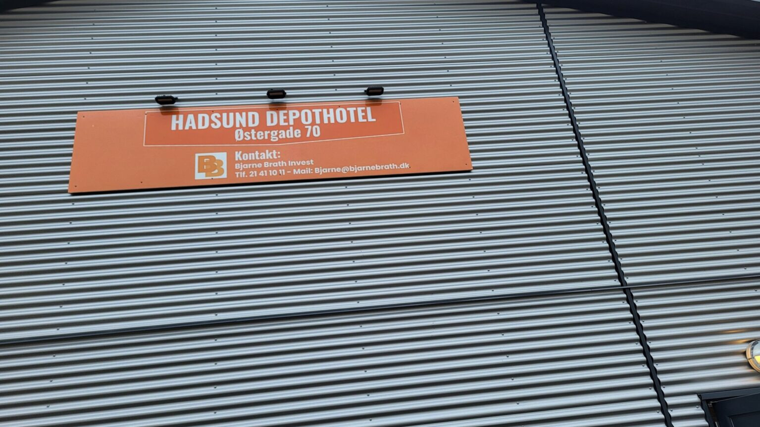 Træt af julepynt der fylder hele året? Opbevar det hos Hadsund Lagerhotel