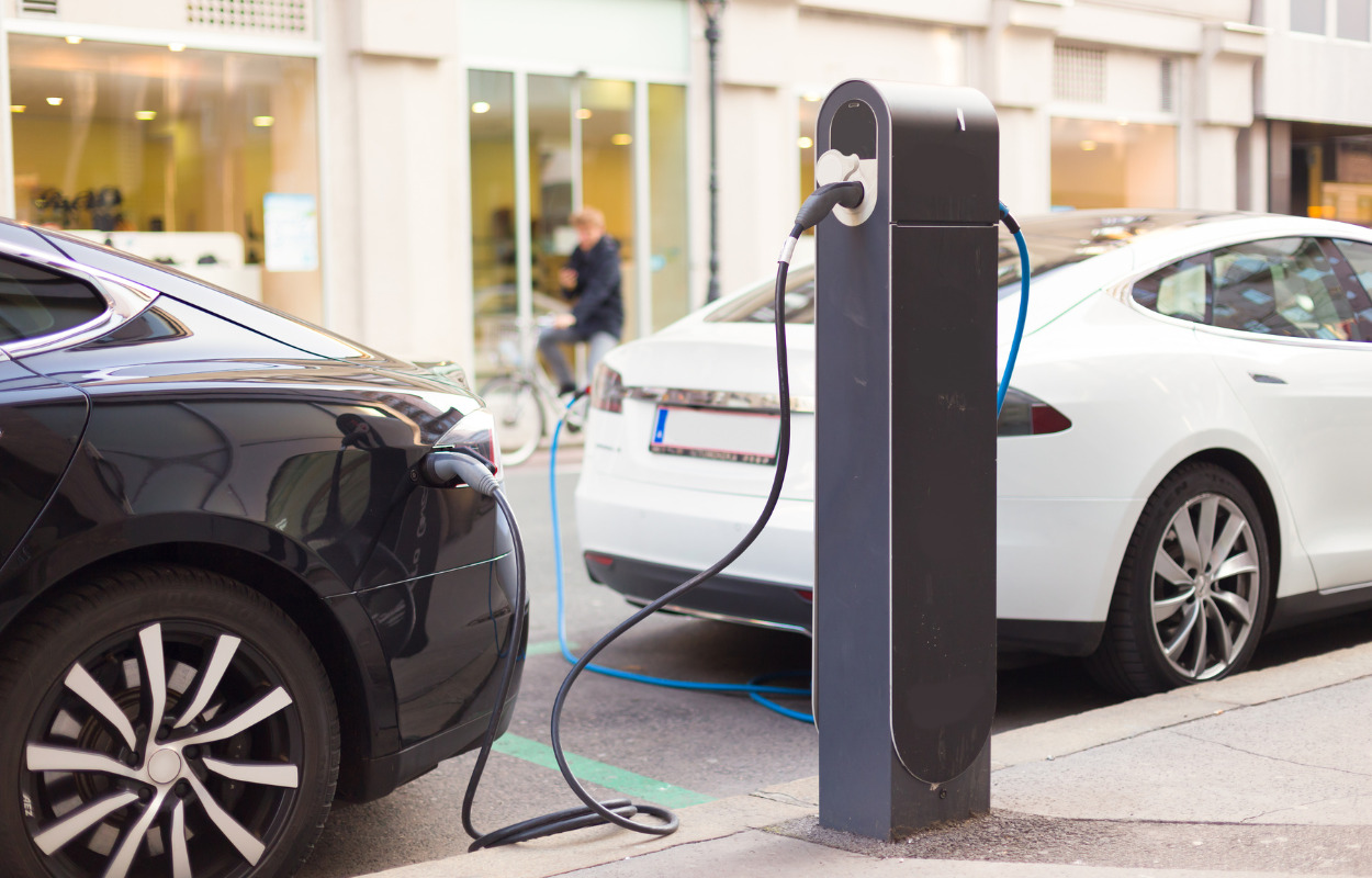 Hvor skal jeg lade min elbil i Kolding? Din guide til el-ladestandere 