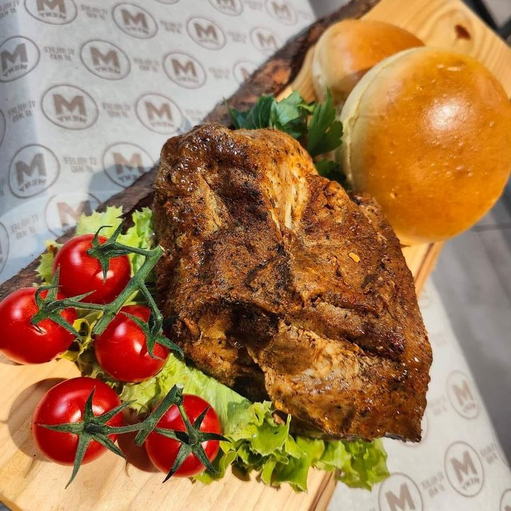 Meny Hjerting: Pulled pork burger til skarp pris - kun 34,95 pr. 1/2 kg