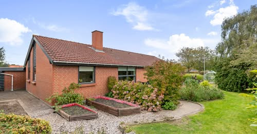 Nybolig Brønderslev & Vrå fremhæver attraktiv bolig på Storebæltsvej 12 i børnevenligt område