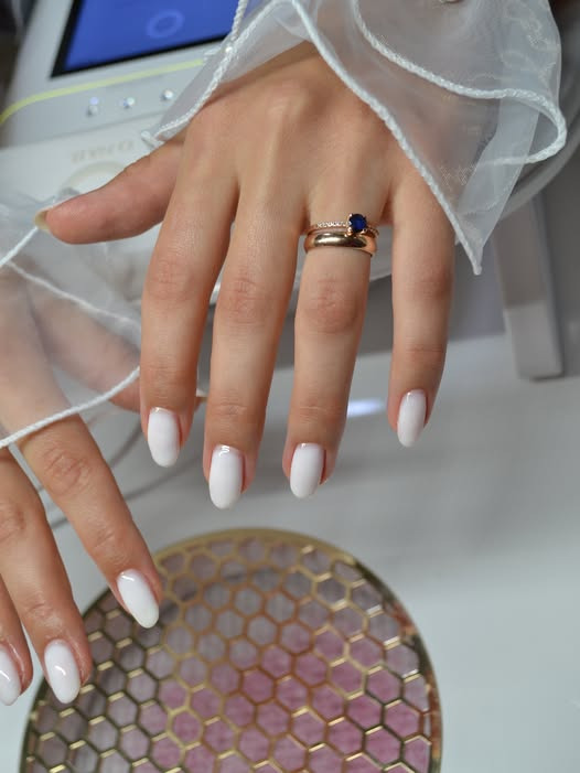 Expert Nails Risskov viser et smukt resultat fra salonen