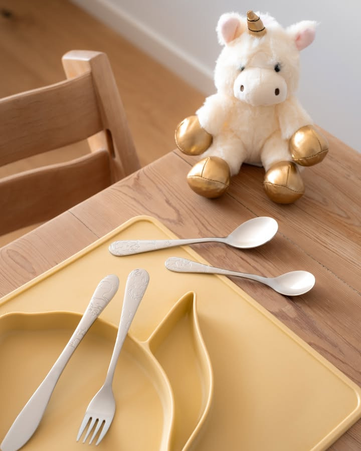 Nyt Syn Brøndum Jeppesen præsenterer charmerende bestiksæt til børn fra Noa Kids
