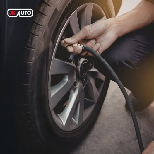 JK Auto ApS anbefaler at tjekke dæktrykket, når temperaturen stiger