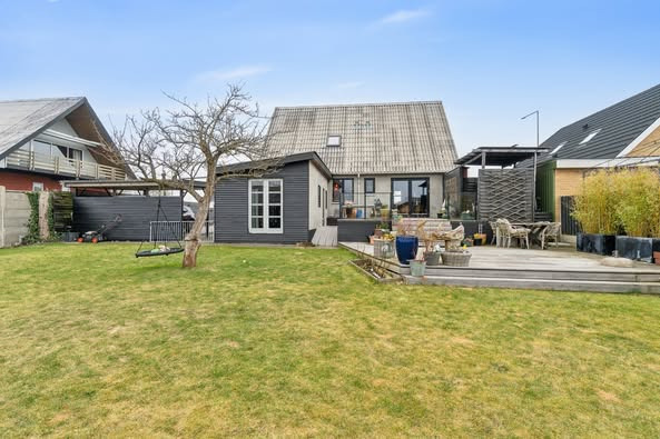 John Frandsen Herning præsenterer charmerende og indflytningsklar villa i Tjørring