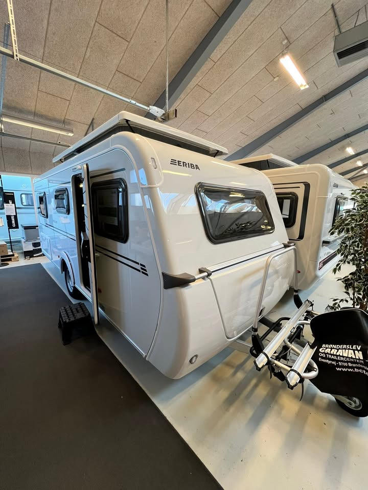 Brønderslev Caravan & Trailer Center fremviser Eriba Feeling 442 2026