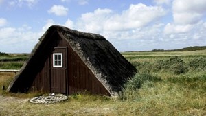 Oplev malerkolonien i Nymindegab: En dag med kunst og kulinariske oplevelser