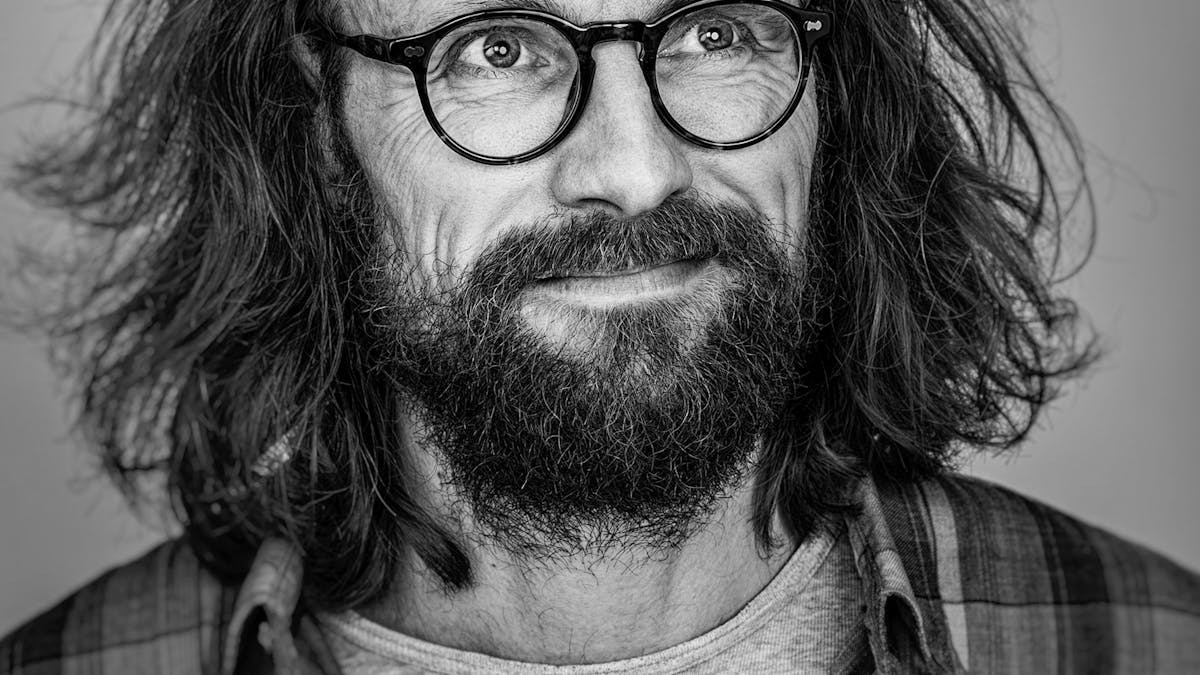 Oplev en uforglemmelig comedy-aften med Victor Lander & Carsten Eskelund