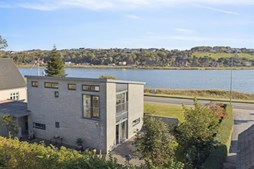 Søvejen 32C og 1 anden boliger er kommet til salg denne uge i Lemvig - se boligerne her.
