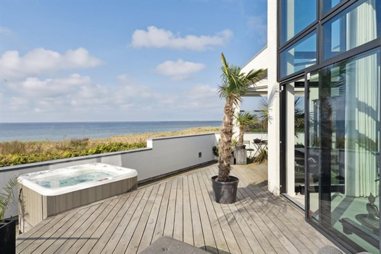 Drømmer du om luksus? Se Slagelse kommune dyreste bolig til 15,0  mio. kroner på Grønningen 51 og flere topadresser!