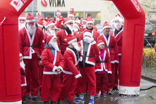 Kom i julestemning med det store julemandsløb i Lyngby