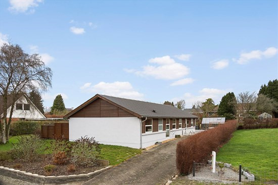 Runebakken 32 og 1 anden boliger er kommet til salg denne uge i Vojens - se boligerne her.