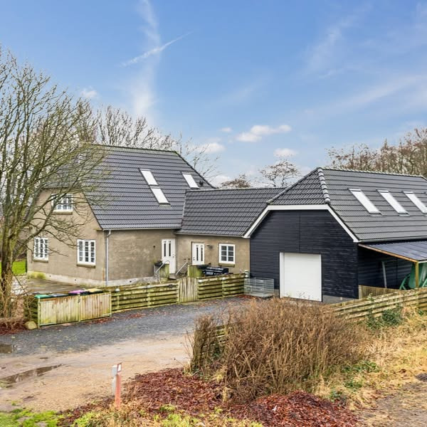 Prisnedsættelse på charmerende ejendom fra Ribe Mæglerne: Spar 100.000 kr.