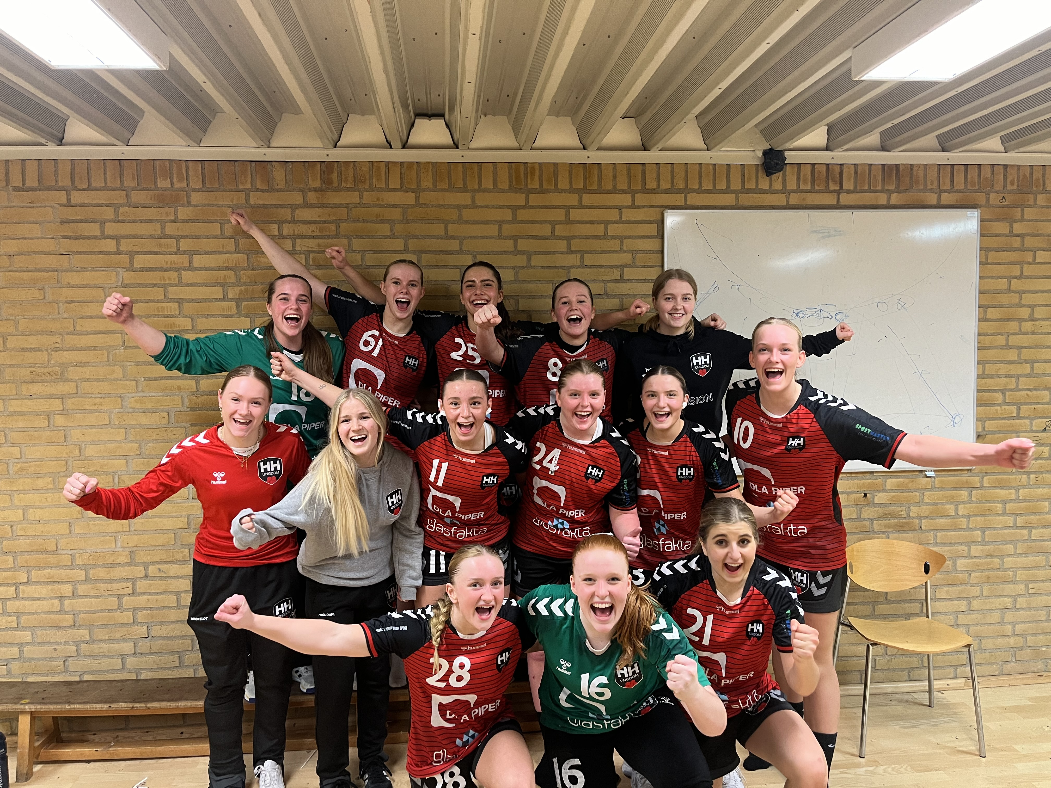 Horsens HK-pigerne sikrer sig tredjepladsen i U19-ligaen