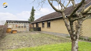 Etplansvilla i Klovborg tilbyder mulighed for personlig tilpasning og udsigt til marker