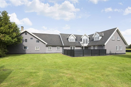 Pris sat ned med 145.000 kr. på Gilbjergvej 4