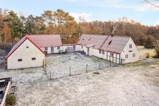 Østerbyvejen 51 og 1 anden boliger er kommet til salg denne uge i Læsø - se boligerne her.