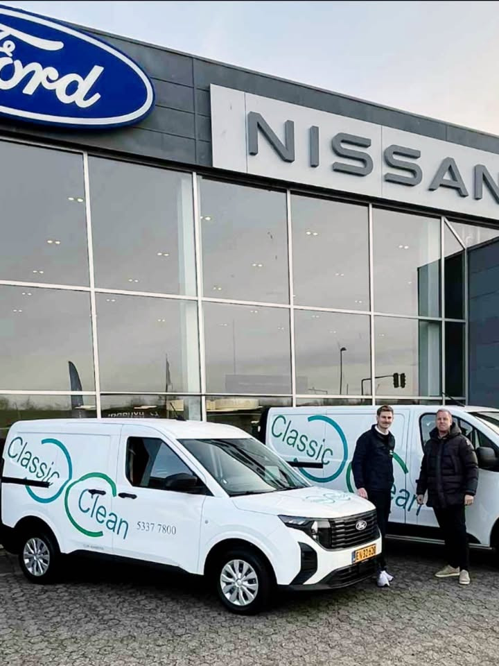 Classic Clean udvider vognparken med to nye varevogne i Østjylland