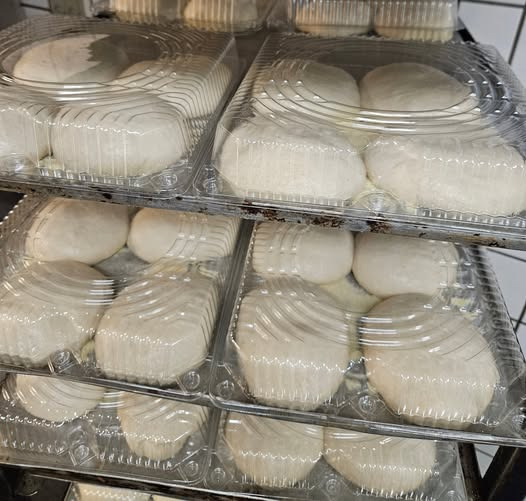 Løgstørvejens Bageri genintroducerer den populære pizzadej i butikken