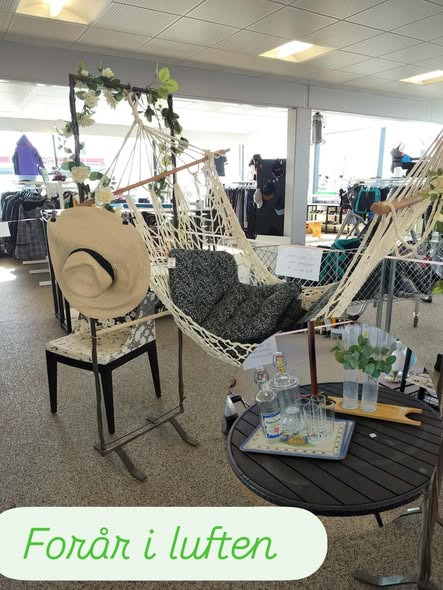 Kirkens Korshær Genbrug Egå inviterer til forårsudstilling og frivilligt arbejde