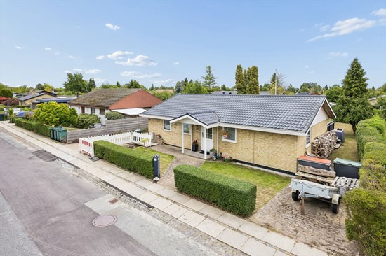 Lindevang 28 er til salg for kun 4.095.000 kr.: Se de billigste boliger til salg i Brøndby Strand her