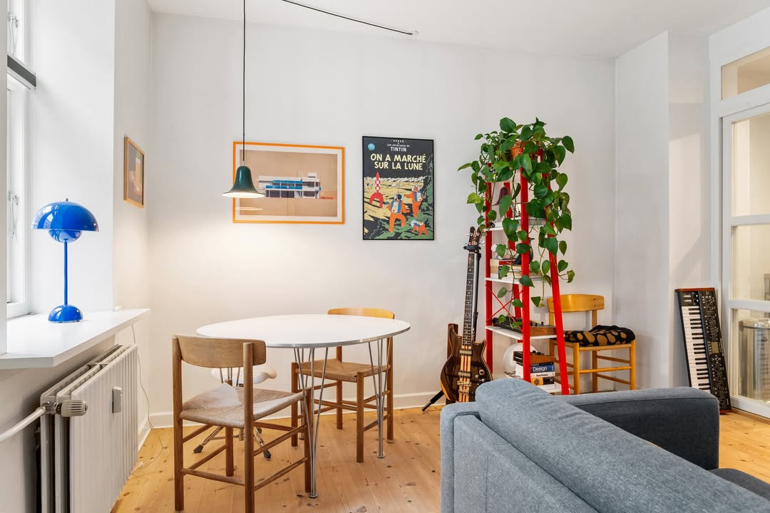 Mæglerhuset Aalborg præsenterer charmerende centralt beliggende lejlighed med opvarmet loftsrum