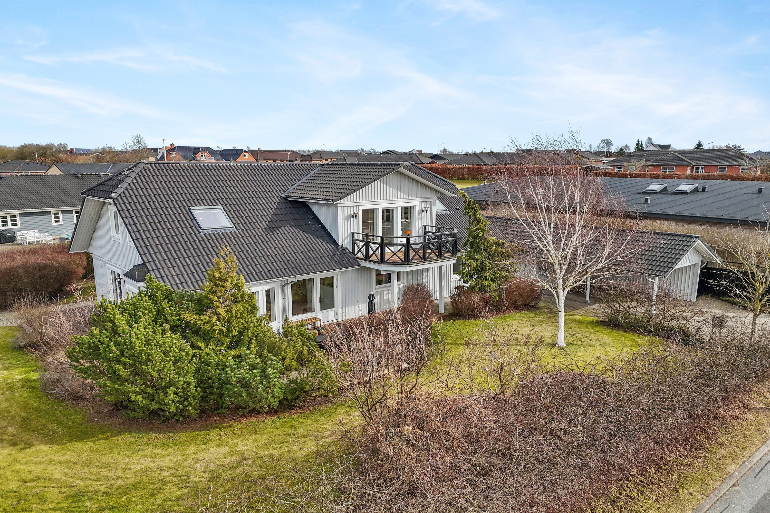 Drømmer du om luksus? For 2.895.000 kr er Rosenlunden 9 kommet til salg - Se den og de dyreste boliger til salg her