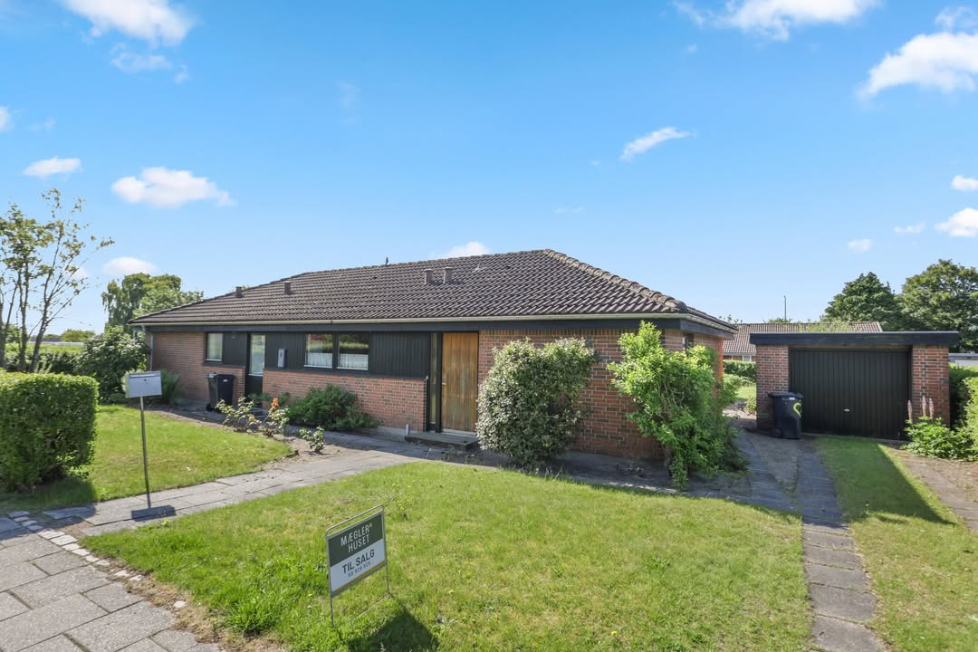 Mæglerhuset Aalborg annoncerer ny pris på villa i Aalborg Øst 