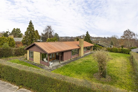 Hf. Skovly-Hasselvej 26 er til salg for kun 2.100.000 kr.: Se de billigste boliger til salg i Vedbæk her