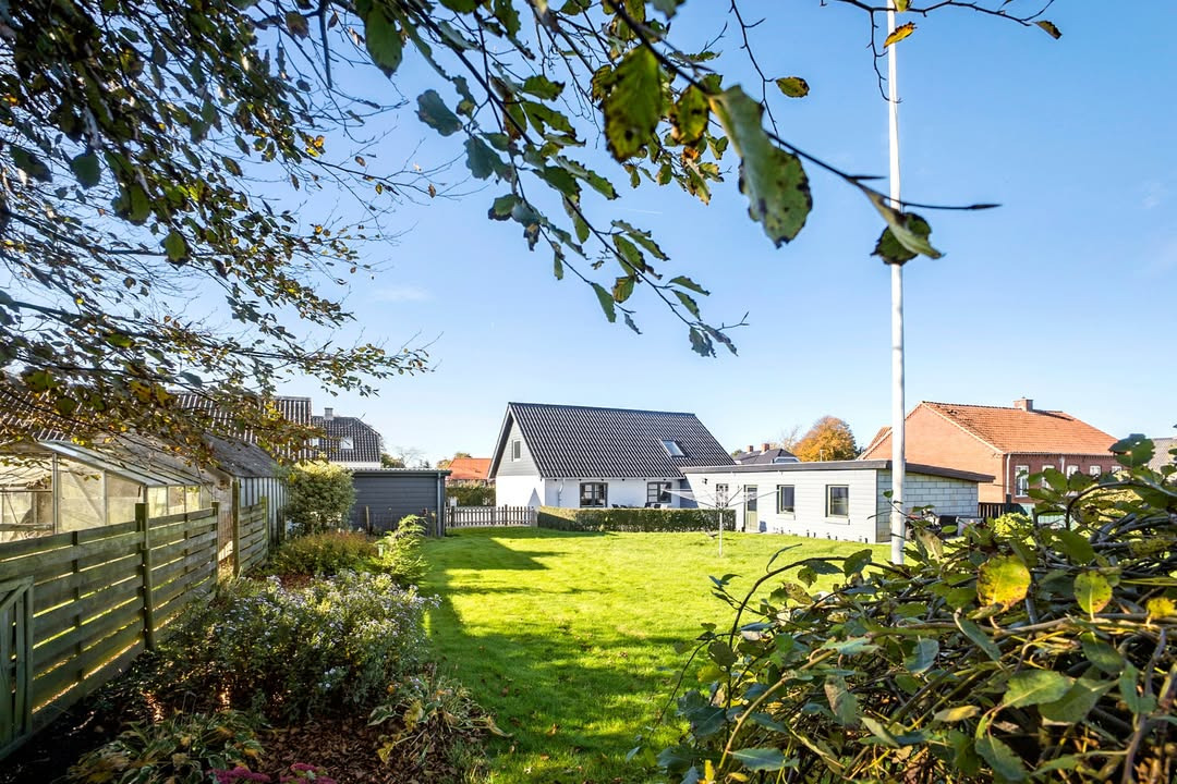 Ugens bolig: Charmerende villa til salg på Makholmvej i Struer