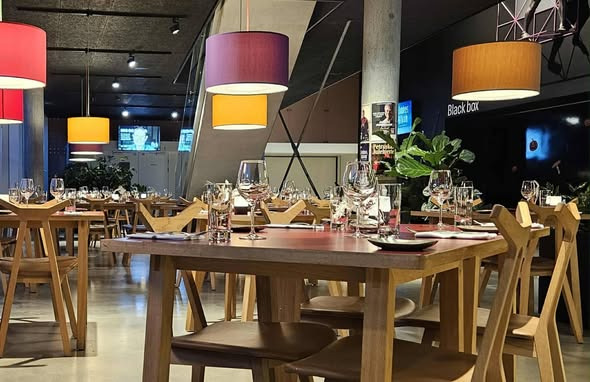 Teatercafeen genåbner med nye åbningstider og spændende retter