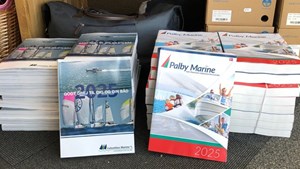 Friske kataloger fra Palby og Columbus Marine hos Egmose Marine Center