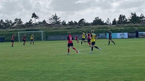 Struer Boldklub lider smalt nederlag i målrig kamp mod Klitmøller IF