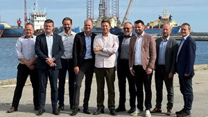 Udvidelse af rute 15 afgørende for vækst på Djursland, siger lokale ledere i møde med Folketinget