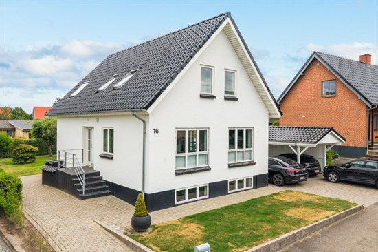 Raadyrvej 16 og 5 andre boliger er kommet til salg denne uge i Vejle - se boligerne her.